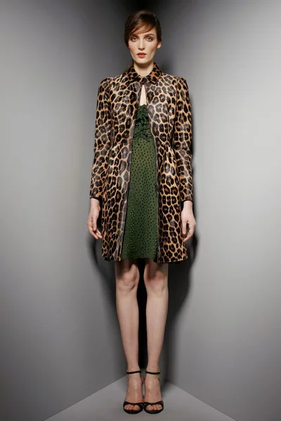 Look 32